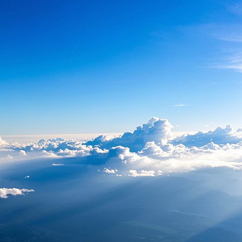 天空蓝
